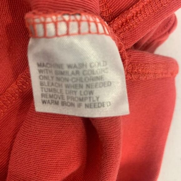 Mountain Lake Womens  Size Large Red T-Shirt 60% Cotton 40% Polyester - Picture 6 of 6